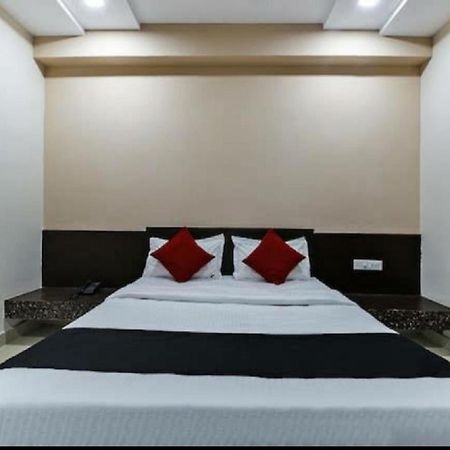 Dwaraka Inn Visakhapatnam Ngoại thất bức ảnh