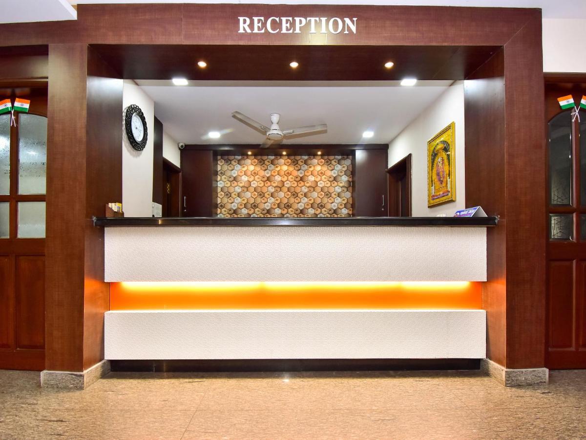 Dwaraka Inn Visakhapatnam Ngoại thất bức ảnh